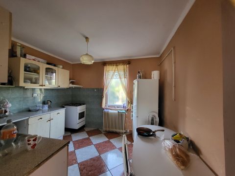 Eladó Ház 8056 Bakonycsernye 