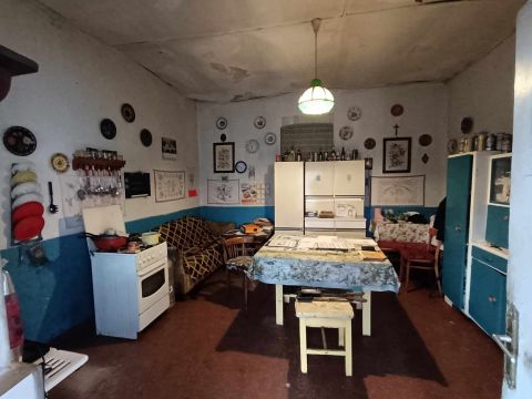 Eladó Ház 2884 Bakonyszombathely 