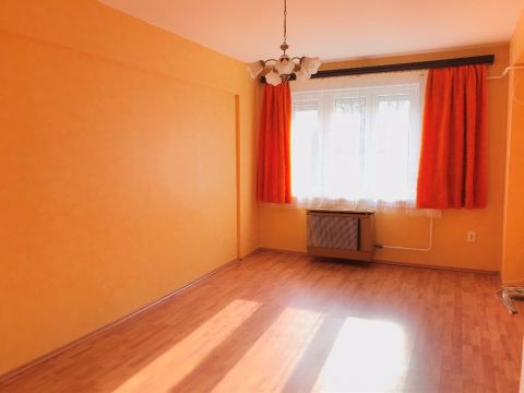 Eladó Lakás 2100 Gödöllő 