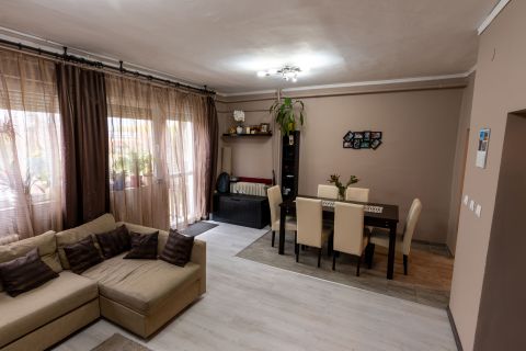 Eladó Ház 8154 Polgárdi 
