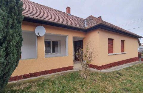 Eladó Ház 8695 Buzsák 8695 Buzsák, központ