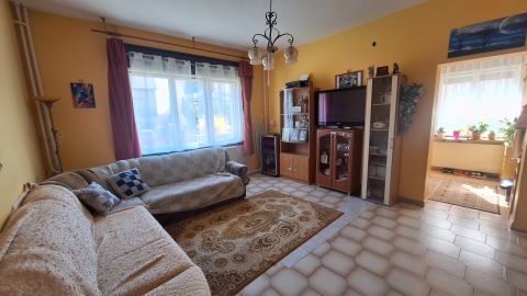 Eladó Ház 2457 Adony , Buszmegálló közelében