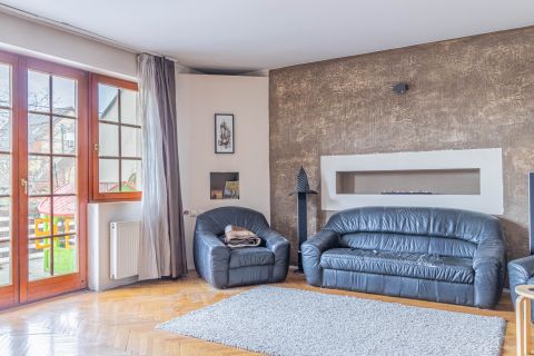 Eladó Ház 1202 Budapest 20. kerület , Kétszintes családi ház mélygarázzsal, kertre néző terasszal