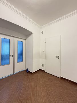 Eladó Üzlethelyiség 1063 Budapest 6. kerület Lehetőségek lehetősége a VI. Kerületben