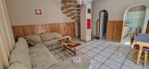 Eladó Ház 8646 Balatonfenyves , Kétgenerációs nyaraló