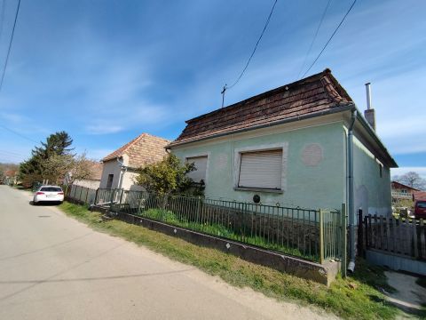 Eladó Ház 2544 Neszmély 