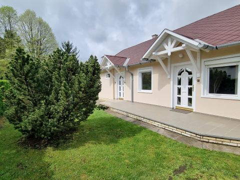 Eladó Ház 2483 Gárdony , Csendes utcában!
