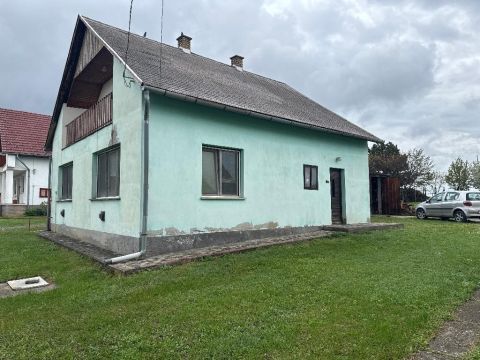 Eladó Ház 7173 Zomba , 7173 Zomba, Zomba benzinkút