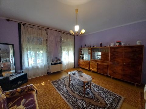 Eladó Ház 7227 Gyulaj 