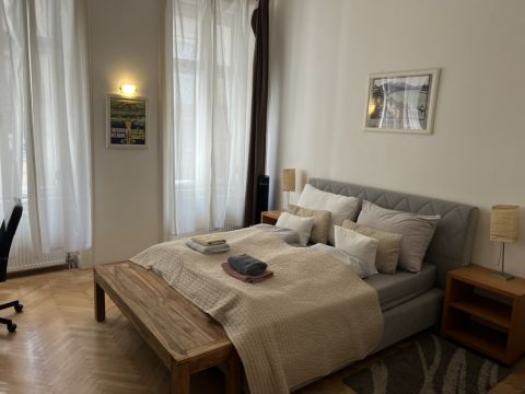 Eladó Lakás 1061 Budapest 6. kerület , Káldy Gyula utca
