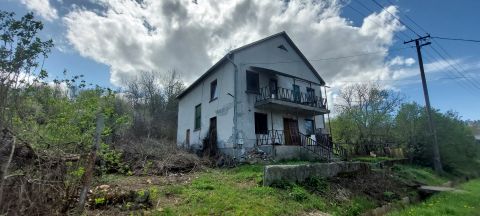 Eladó Ház 3248 Ivád , Csendes részen, csodás kilátással