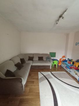 Eladó Ház 2225 Üllő Pesti úton