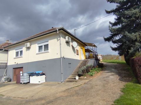 Eladó Ház 3909 Mád 