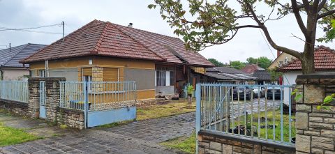 Eladó Ház 1173 Budapest 17. kerület Eladó kétgenerációs családi ház Rákoskeresztúron