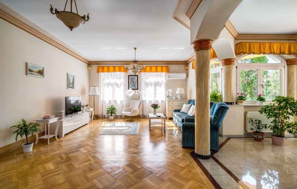 Eladó ház, Budapest, 16. kerület