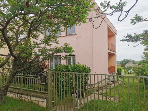 Eladó Ház 2545 Dunaalmás 
