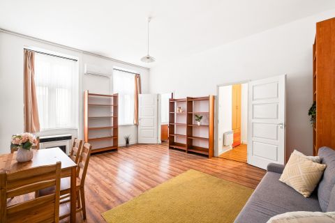 Eladó Lakás 1073 Budapest 7. kerület 