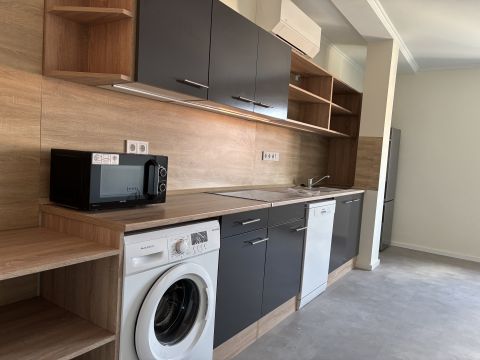 Kiadó Lakás 2500 Esztergom 