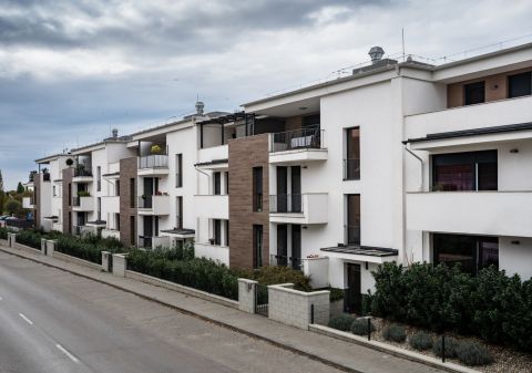 Kiadó Lakás 8000 Székesfehérvár Park Villa Társasházban kiadó egy első emeleti lakás!