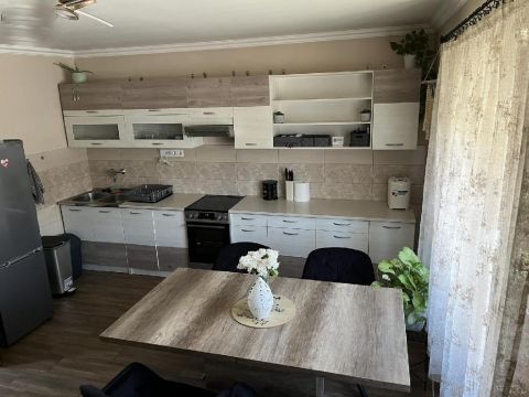 Eladó Ház 4100 Berettyóújfalu , 4100 Berettyóújfalu, lakóövezet