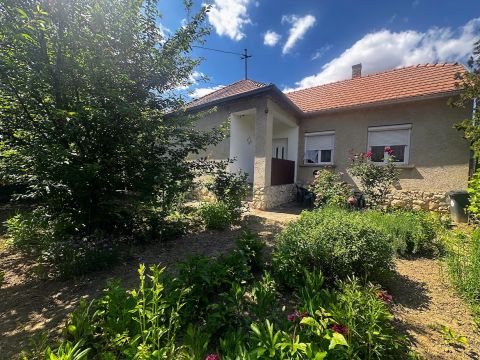 Eladó Ház 9124 Gyömöre 