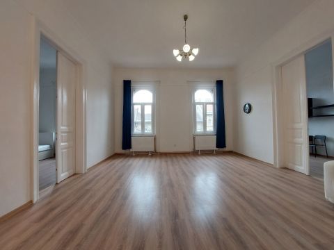 Kiadó Lakás 1073 Budapest 7. kerület , Csodálatos, frissen felújított, TÁGAS. 3 szobás polgári 