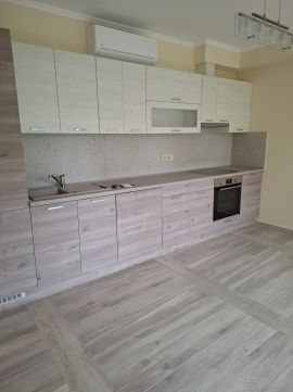 Kiadó Lakás 7100 Szekszárd 