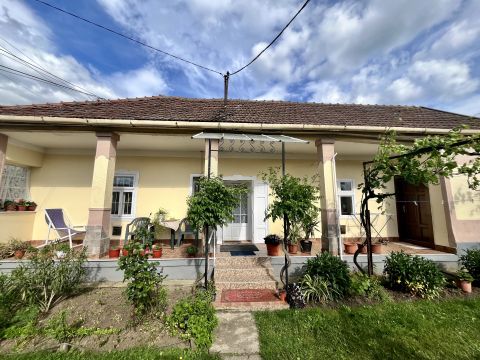 Eladó Ház 3292 Adács Kedvelt, csendes utcában