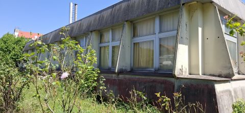 Eladó Ipari 7627 Pécs 'Bővithető üzleti ingatlan PécsBelváros közelében parkolási