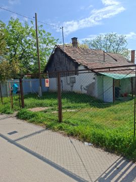 Eladó Ház 5430 Tiszaföldvár , 5430 Tiszaföldvár, csendes