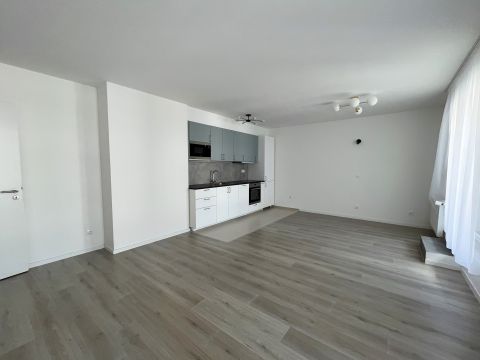 Eladó Lakás 1134 Budapest 13. kerület , Park West 2 *gépesített konyha, klíma, nagyerkélyes B516