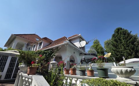 Eladó Ház 2011 Budakalász 