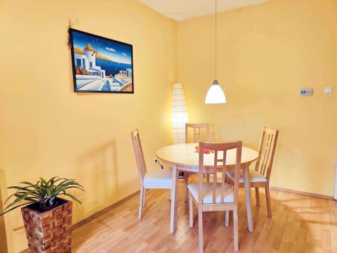 Kiadó Lakás 4400 Nyíregyháza , Belváros