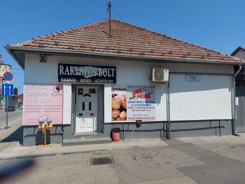 Kiadó Üzlethelyiség 6000 Kecskemét 