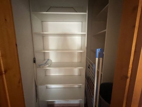 Kiadó Lakás 6000 Kecskemét Belvárosi, nappali + 1 szobás bútorozott lakás kiadó!