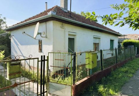 Eladó Ház 5720 Sarkad , 5720 Sarkad, Város széle