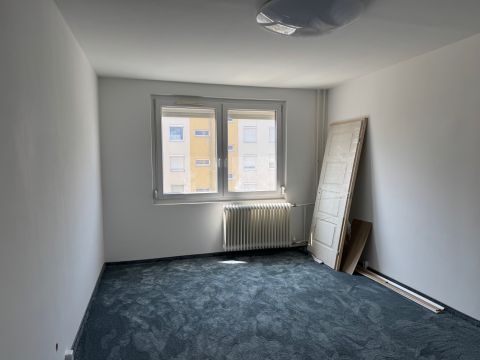 Eladó Lakás 4027 Debrecen , Vénkert