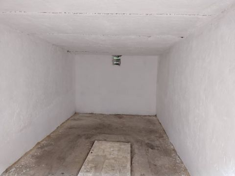 Eladó Parkoló 7633 Pécs 