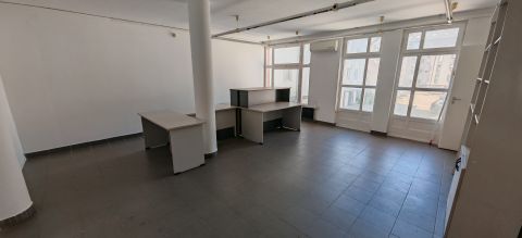 Kiadó Üzlethelyiség 8800 Nagykanizsa 