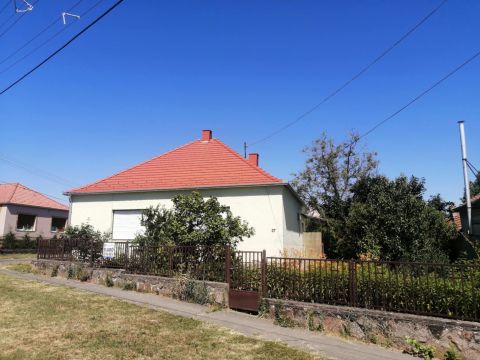 Eladó Ház 7733 Geresdlak 
