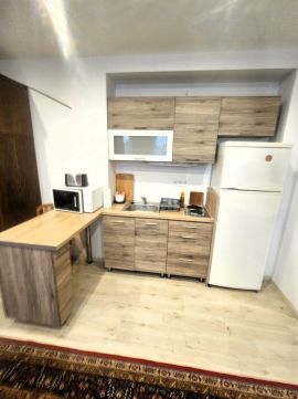 Kiadó Lakás 8200 Veszprém , Török Ignác utca
