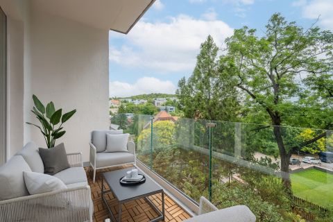 Eladó Lakás 1125 Budapest 12. kerület , Kivételes panorámás ingatlan a Diana utcában!