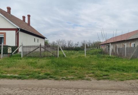 Eladó Telek 5244 Tiszaszőlős 