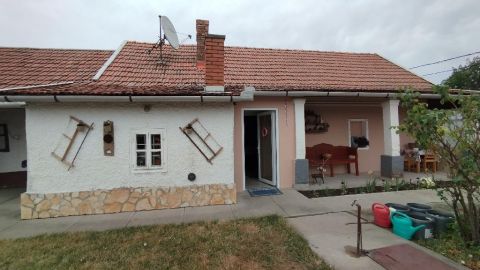 Eladó Ház 5143 Jánoshida , 5143 Jánoshida, Központi