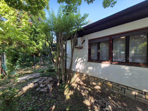 Eladó Ház 8600 Siófok , balatoni, hangulatos nyaraló