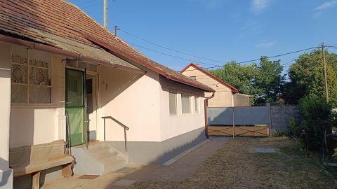 Eladó Ház 2116 Zsámbok 