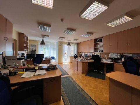 Eladó Lakás 4400 Nyíregyháza Selyem utca környéke