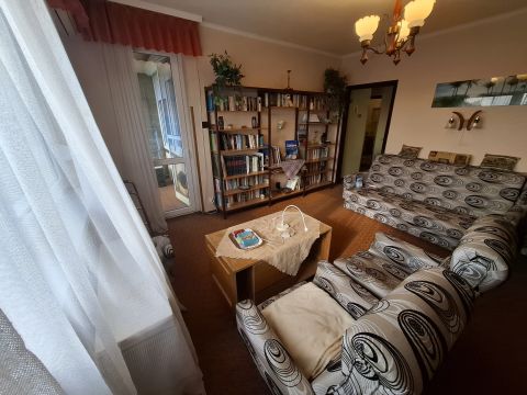 Eladó Lakás 6100 Kiskunfélegyháza , Nyílászárócserért, móravárosi 1+2 félszobás lakás