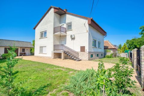 Eladó Ház 2737 Ceglédbercel , Béke utca 11