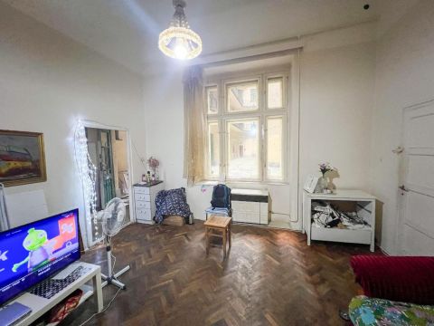Eladó Lakás 1085 Budapest 8. kerület , 1085 Budapest 8, Palotanegyed